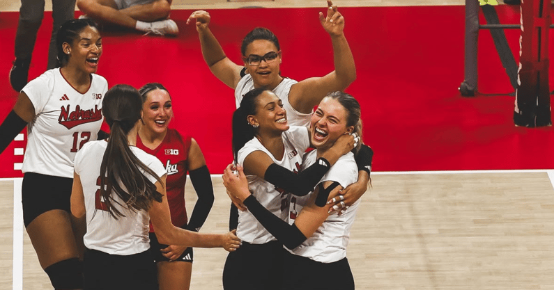 Nebraska volleyball Harper Murray, Allie Sczech