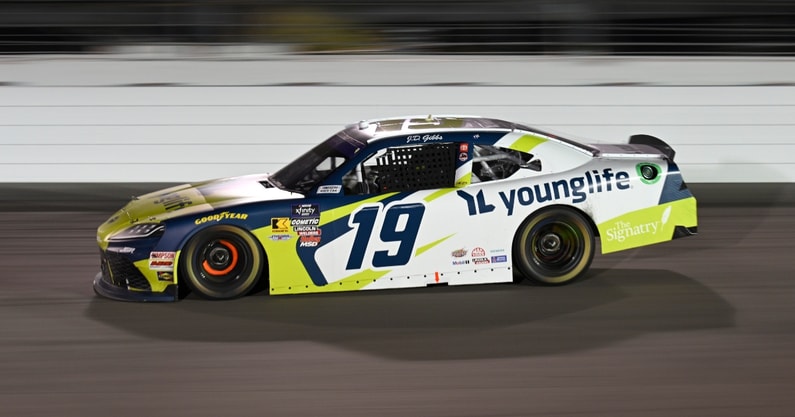 Aric Almirola win