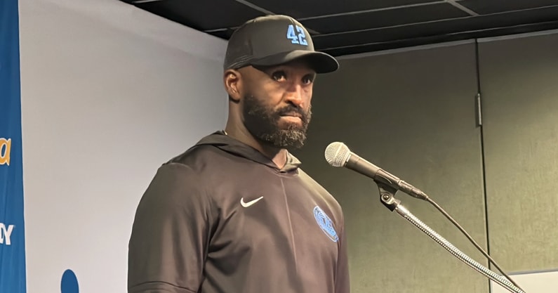 UCLA head coach DeShuan Foster