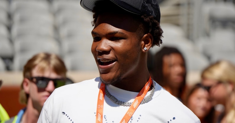 5-star WR commitment Tristen Keys