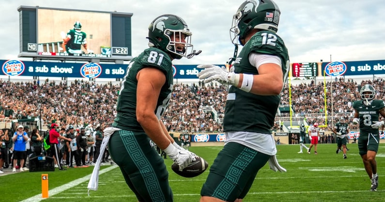 tIGHT ENDS
