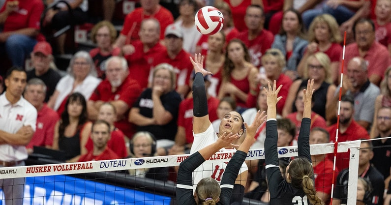 Teraya Sigler Nebraska Volleyball