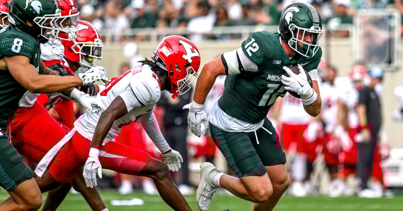 Michigan State's Jack Velling runs after a catch against Youngstown State during the second quarter on Saturday, Sept. 13, 2025, at Spartan Stadium in East Lansing. - Nick King, USA TODAY Sports