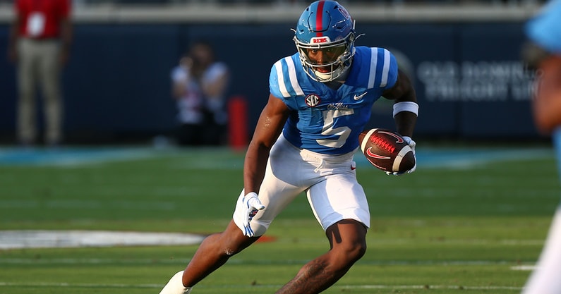 NCAA Football: Arkansas at Mississippi