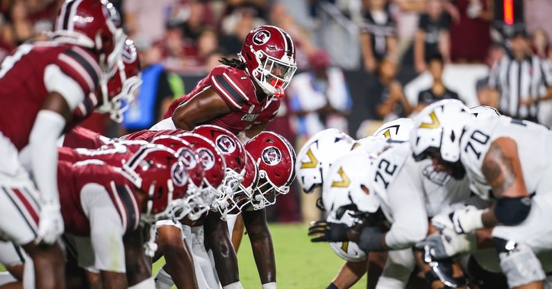 South Carolina players against Vanderbilt (Photo: Katie Dugan | GamecockCentral.com)