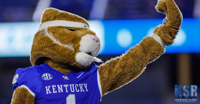 UK Football vs. Eastern Michigan at Kroger Field on Saturday, September 13, 2025 in Lexington, Kentucky. Photo by Crawford Ifland, Kentucky Sports Radio.