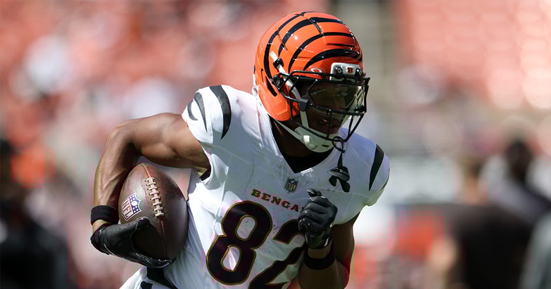 Mitchell Tinsley touchdown catch Bengals