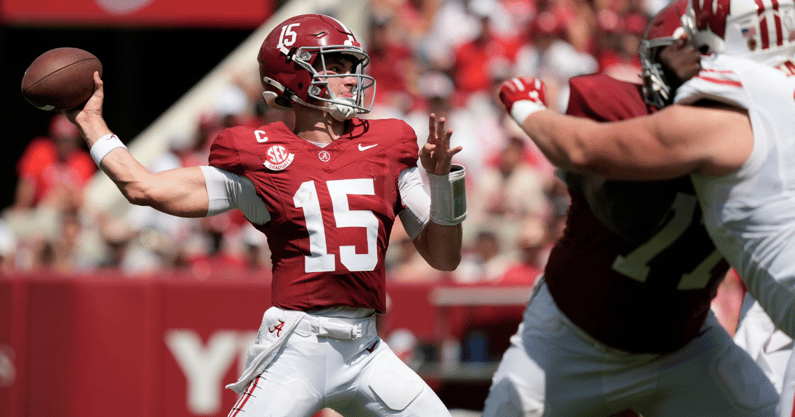 Alabama QB Ty Simpson