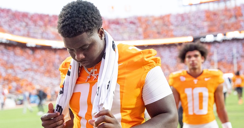 Tennessee freshman David Sanders Jr. injury