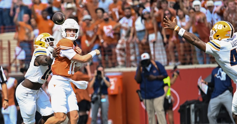 ut_vs_utep-0008_manning