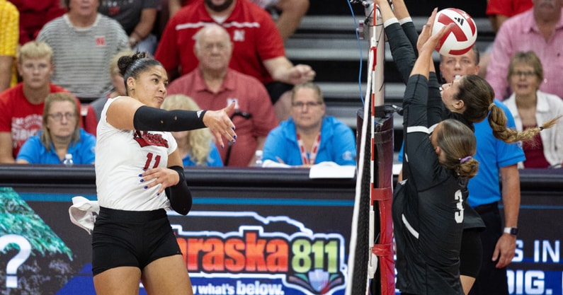 Nebraska volleyball Teraya Sigler