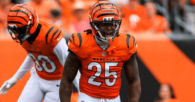 Bengals RB Tahj Brooks makes a huge tackle on a special teams play