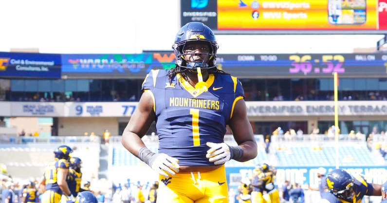 West Virginia defensive lineman Eddie Kelly