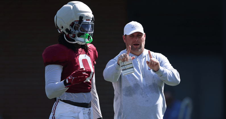 Alabama LB Deontae Lawson and DC Kane Wommack