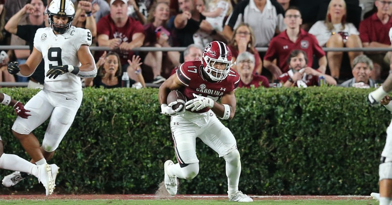 South Carolina linebacker Justin Okoronkwo returning an interception against Vanderbilt. Photo by: CJ Driggers | GamecockCentral