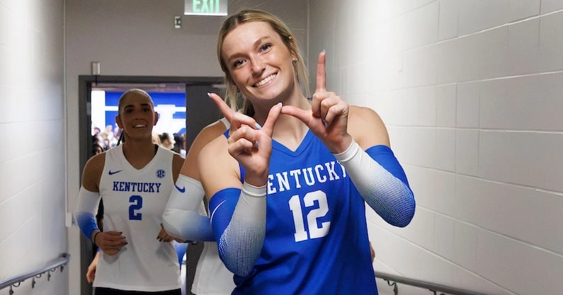 Kentucky volleyball libero Molly Tuozzo - Grace Smith, UK Athletics