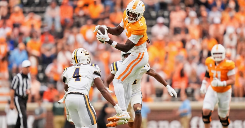 Brianna Paciorka/News Sentinel / USA TODAY NETWORK via Imagn Images | Tennessee wide receiver Radarious Jackson (5) makes a catch during Tennessee's home opener against ETSU at Neyland Stadium in Knoxville, Tenn., on Sept. 6, 2025.