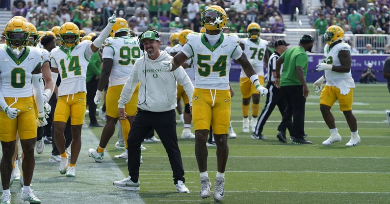 NCAA Football: Oregon at Northwestern