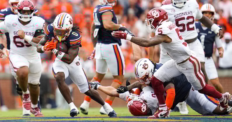 Auburn, AL - 20240928 - Auburn Tigers Football vs.  #21 Oklahoma Sooners