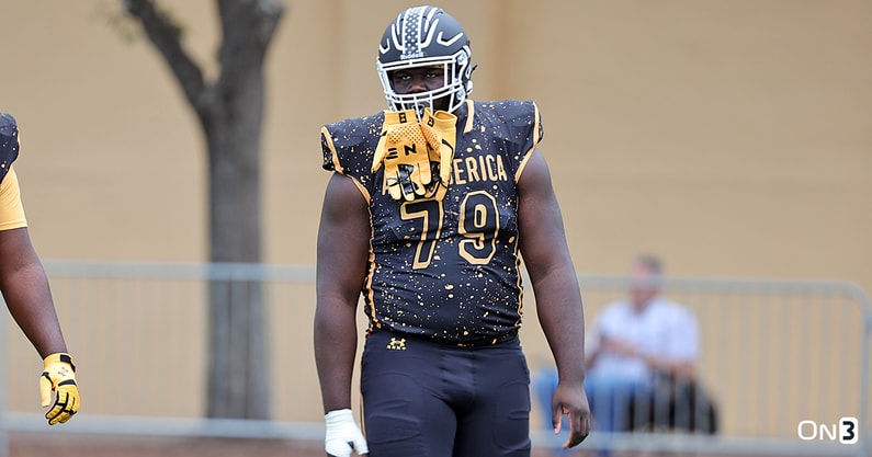 LSU has become the top competition to flip Oregon Five-Star Plus+ OT commit Immanuel Iheanacho (Photo: Rivals)