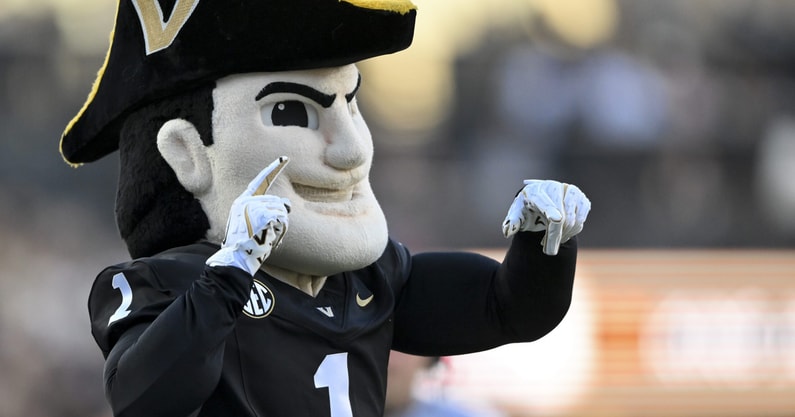 NCAA Football: Charleston Southern at Vanderbilt
