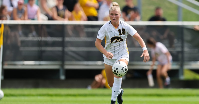 Berkley Binggeli was the hero on Thursday night in West Lafayette. (Photo by UI Athletics)