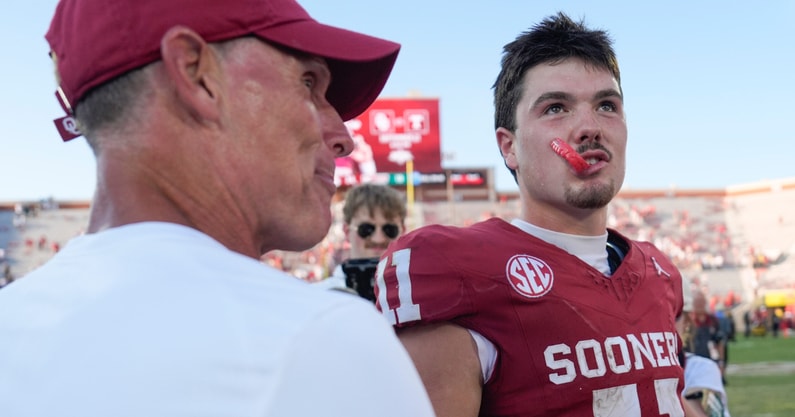 Brent-Venables-declares-himself-a-big-fan-of-Jackson-Arnold