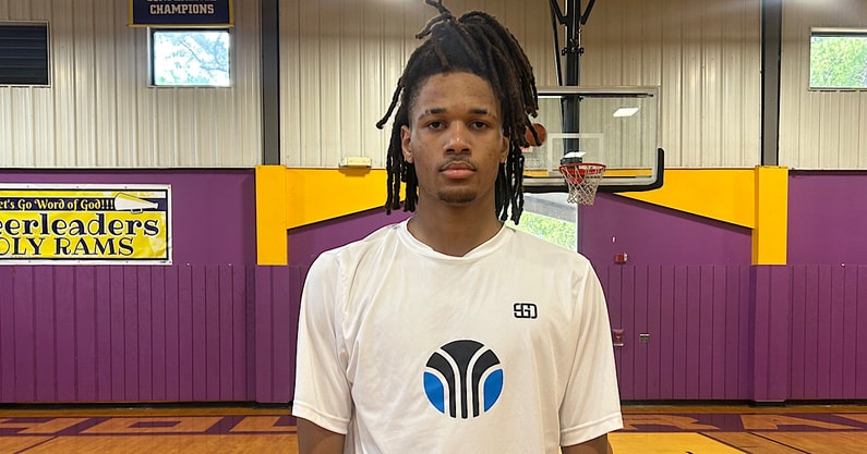 pair-of-top-100-prospects-set-to-visit-ole-miss-chris-beard
