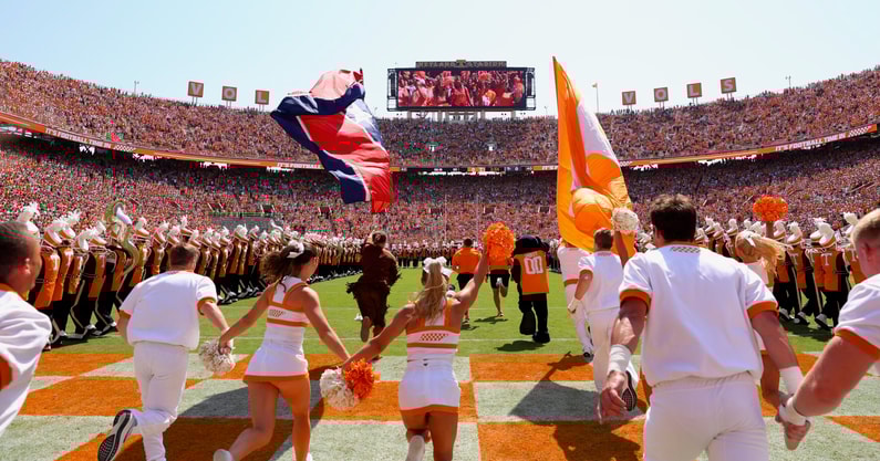 Neyland Stadium | Tennessee Football, Tennessee Athletics