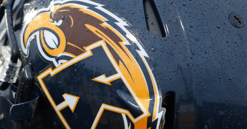 atiq-muhammad-injury-update-kent-state-cb-carted-off-field