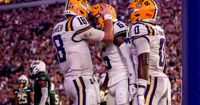LSU looked sharp on offense and defense in a blowout win over Southeastern (Photo: Stephen Lew-Imagn Images)