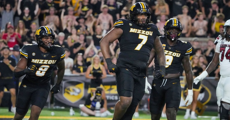 NCAA Football: South Carolina at Missouri