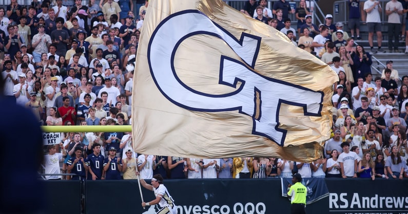 NCAA Football: Temple at Georgia Tech