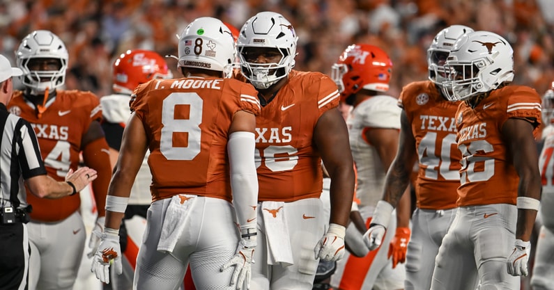 ut_vs_sam_houston_state-0439_t_moore_watson