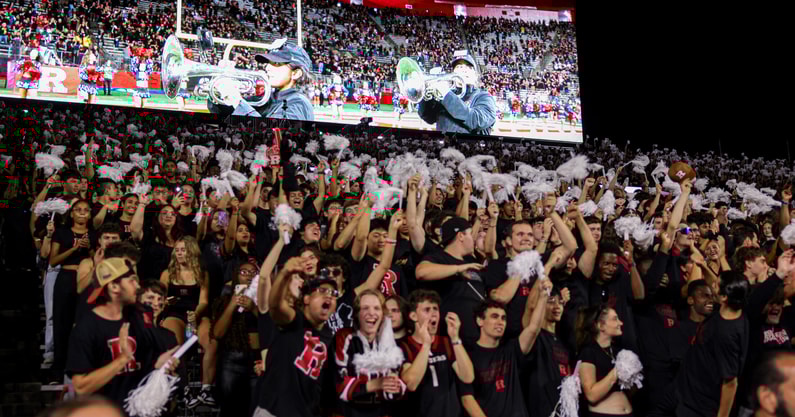 Rutgers Football fans / students