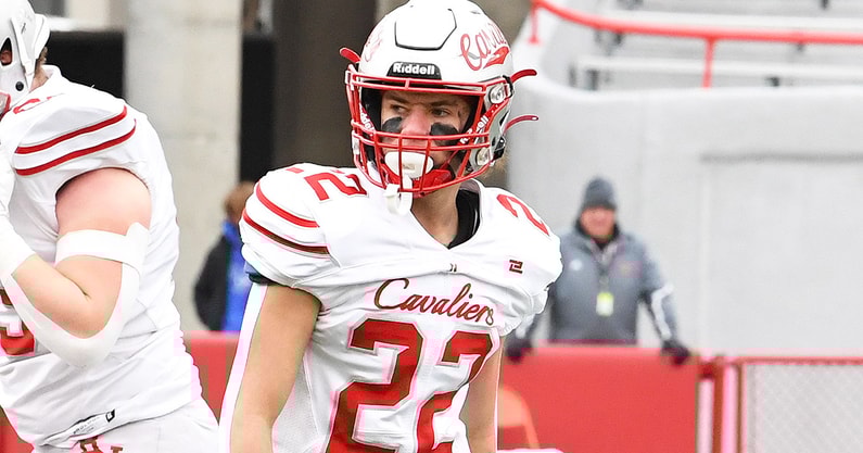 ON3 - Alex Barry, BIshop Neumann 22