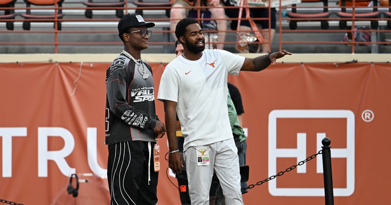 ut_vs_sam_houston_state-0262_recruits