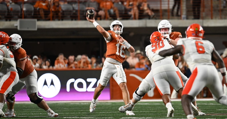 ut_vs_sam_houston_state-0525_manning