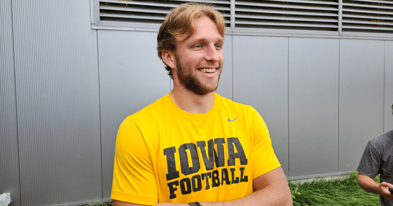Mark Gronowski(8)