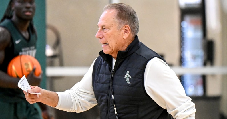 Michigan State's coach Tom Izzo instructs the team during the first day of basketball practice on Monday, Sept. 22, 2025, at the Breslin Center in East Lansing. - Nick King, USA TODAY Sports