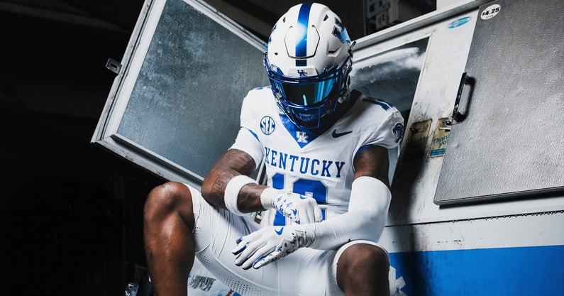 The Cats will be icy against the Cocks in Columbia (Photo via Kentucky Football)