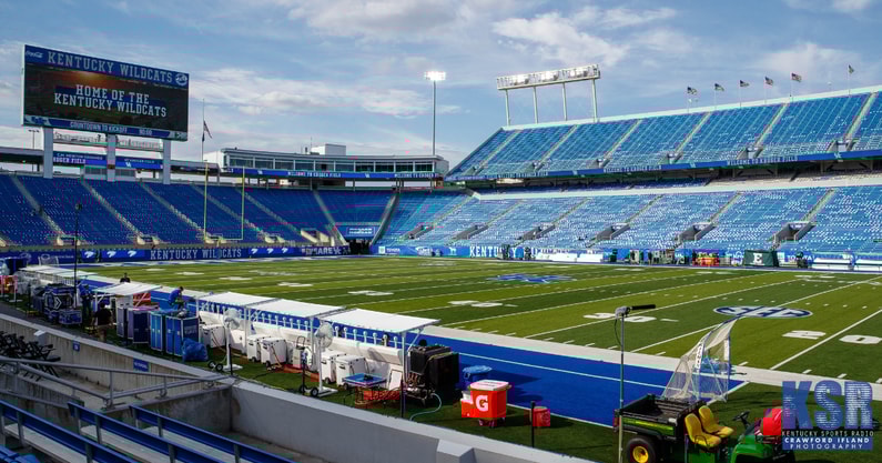 kentucky-surveying-fans-potential-kroger-field-enchancements-upgrades
