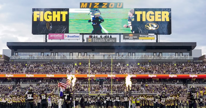 NCAA Football: South Carolina at Missouri