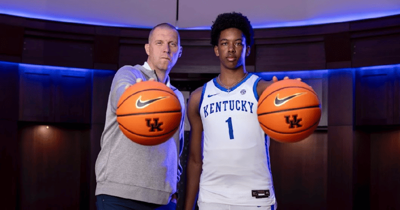 Mark Pope (left) and Anthony Thompson - UK Athletics