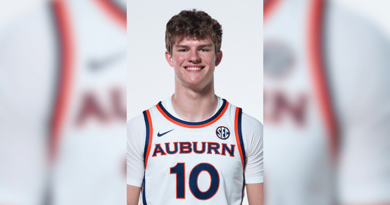 Simon Walker (Photo by Auburn Athletics)