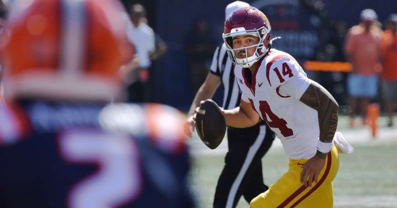 USC Trojans quarterback Jayden Maiava (14) scrambles during the first half against the Illinois Fighting Illini at Memorial Stadium