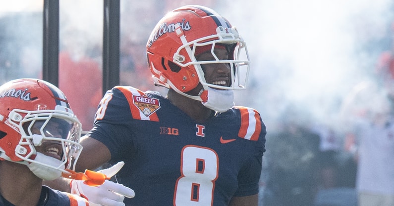 Bret-Bielema-announces-Malik-Elzy-has-left-Illinois-program-plans-to-enter-transfer-portal