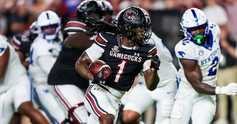 NCAA Football: Kentucky at South Carolina