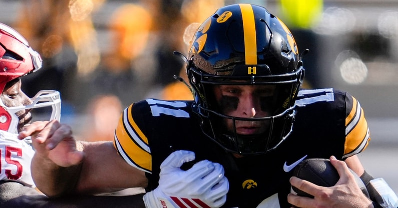 Mark-Gronowski-injury-update-Kirk-Ferentz-shares-positive-signs-on-Iowa-QB-next-steps