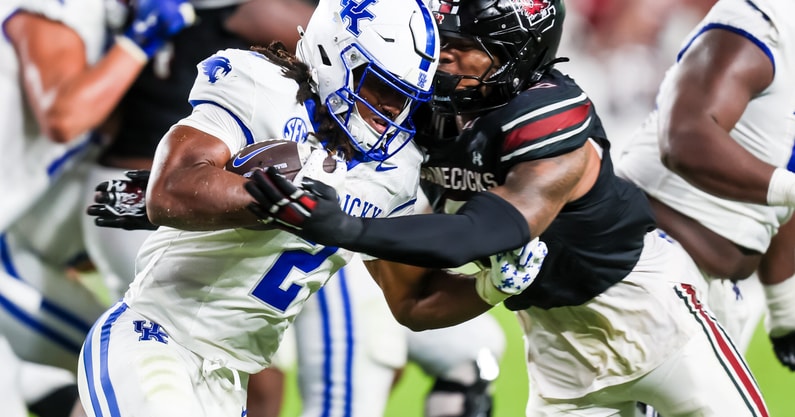 NCAA Football: Kentucky at South Carolina